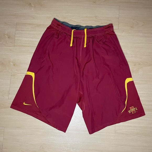 Iowa State Cyclones Nike Dri-Fit On-Field Shorts Men's Large - Picture 1 of 6